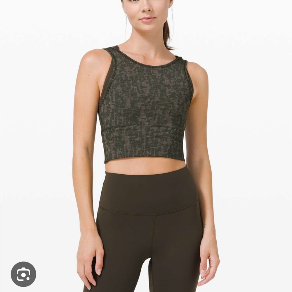 Lululemon power pivot tank